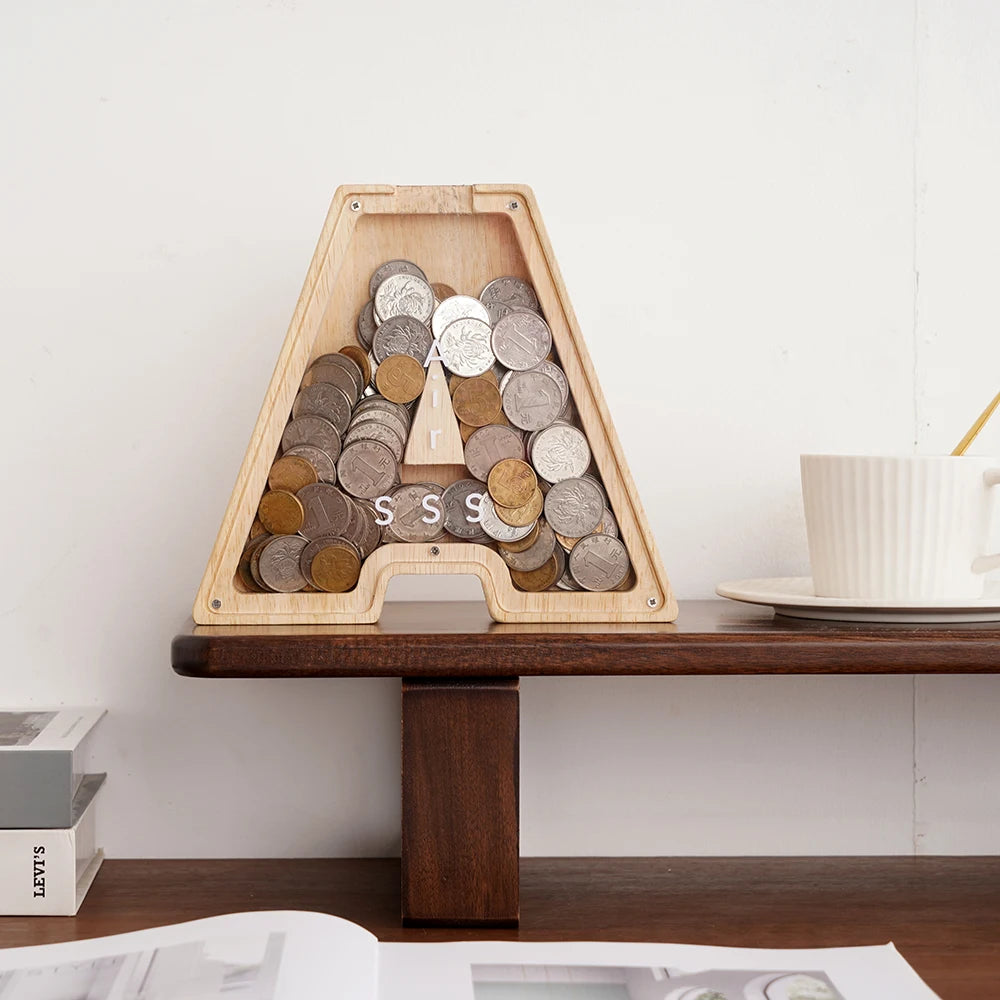 MoneyStar™ Buchstaben-Spardose - Das perfekte Geschenk für Ihr Kind!