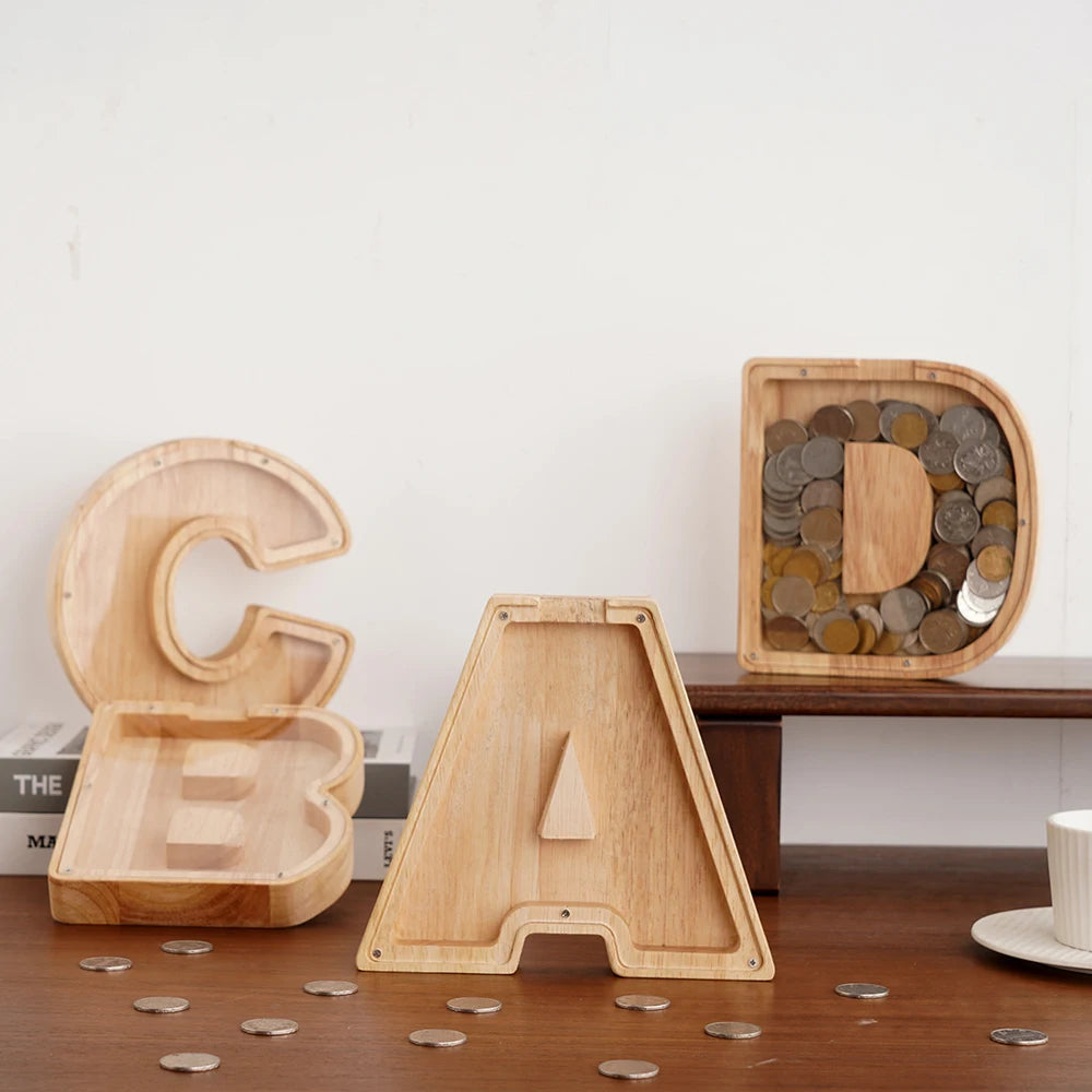 MoneyStar™ Buchstaben-Spardose - Das perfekte Geschenk für Ihr Kind!